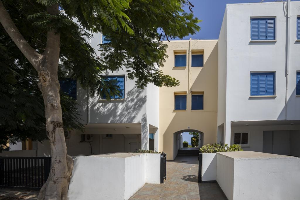 Protaras Beachfront Sirina Lina Suite Паралимни Екстериор снимка