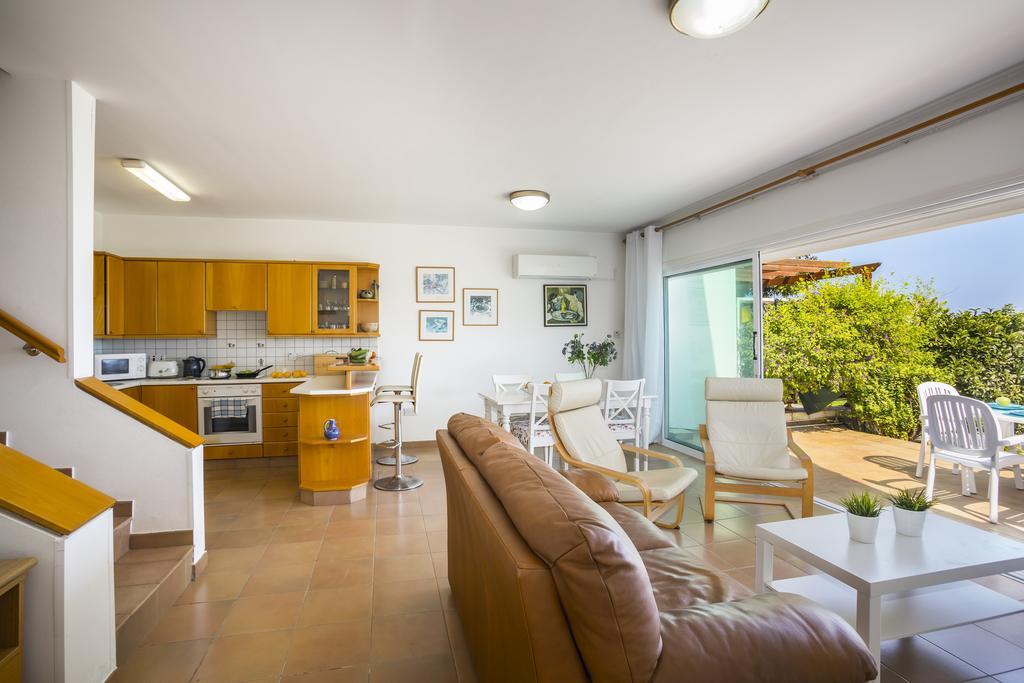 Protaras Beachfront Sirina Lina Suite Паралимни Екстериор снимка
