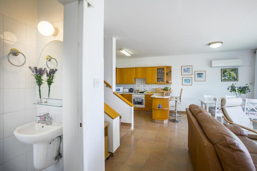 Protaras Beachfront Sirina Lina Suite Паралимни Екстериор снимка