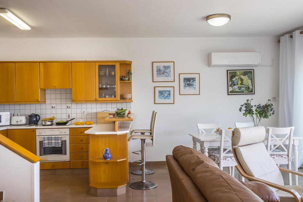 Protaras Beachfront Sirina Lina Suite Паралимни Екстериор снимка